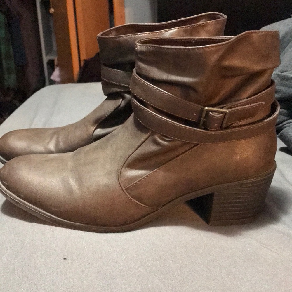 American Eagle Brown Booties